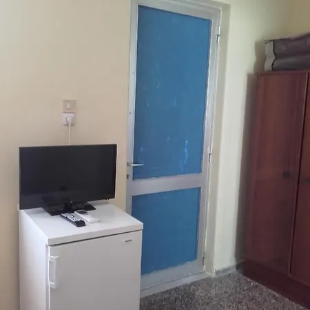 Apostolis Inn