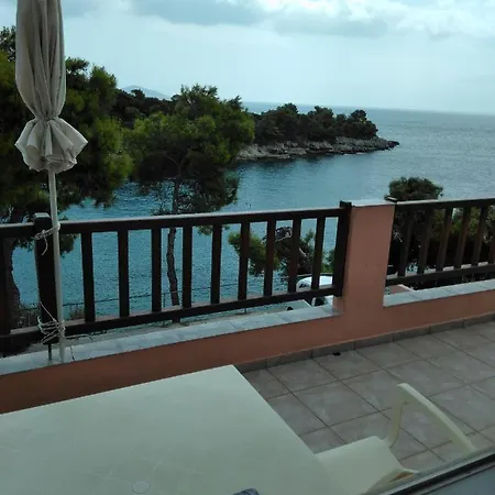 Apostolis 3*