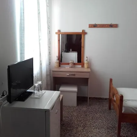 Apostolis 3* Patitiri