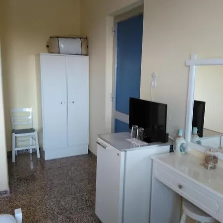 Apostolis Inn