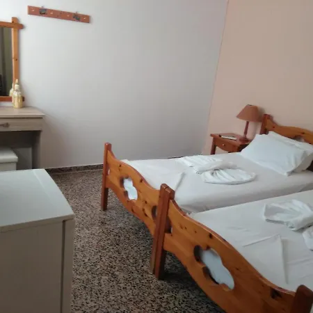 Apostolis Inn