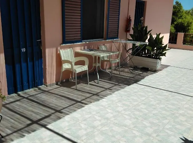 Apostolis 3* Patitiri (Alonnisos)